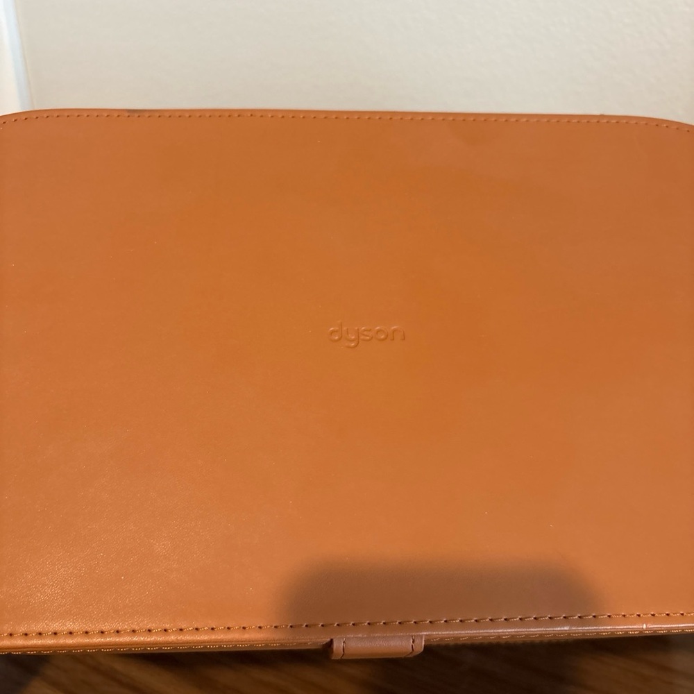 Dyson Airwrap Presentation Storage Case Brown Copper Tan Leather CASE ONLY Read - Picture 3 of 7